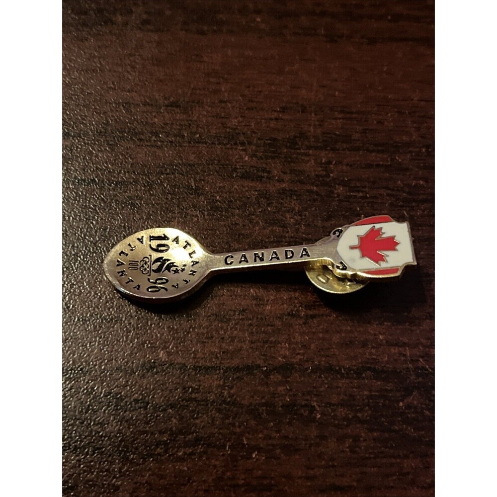 Vintage 1996 Atlanta Olympics Canada Silver-Toned Spoon Lapel Hat‎ Pin